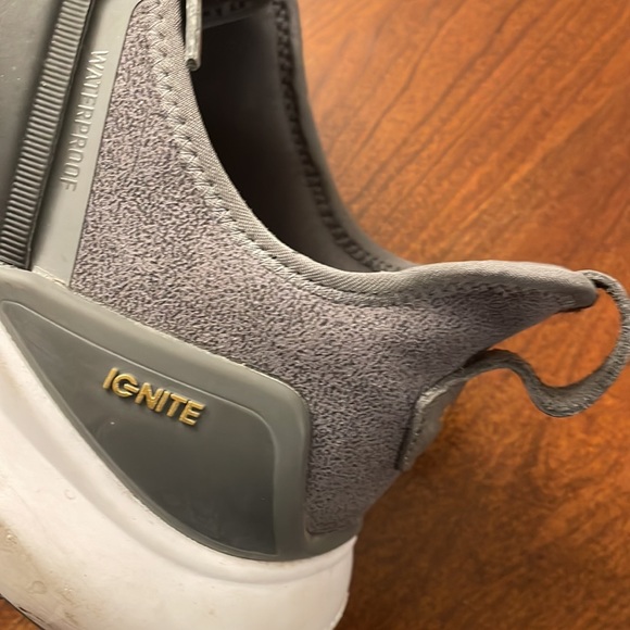 Puma mens 11 medium Ignite model shoes gray.  Great arch support for comfort - Picture 8 of 9